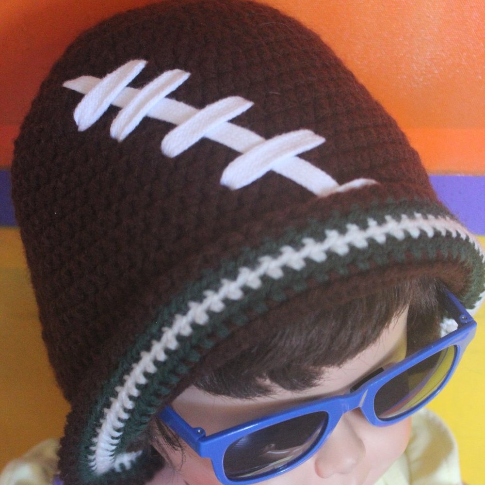 Football Toque - Picture 4 of 5
